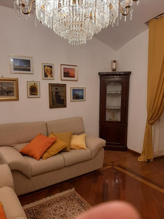 Hotel La Casa Di Francesca Nápoles Exterior foto
